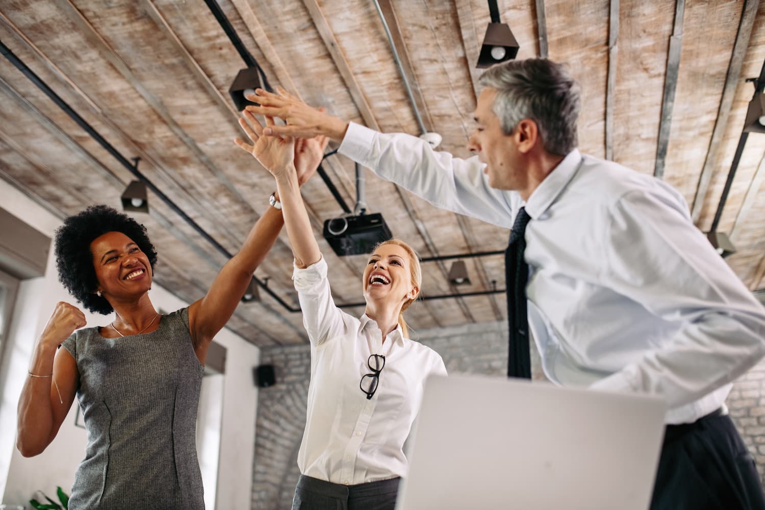 the-power-of-recognition-5-ways-to-improve-employee-satisfaction